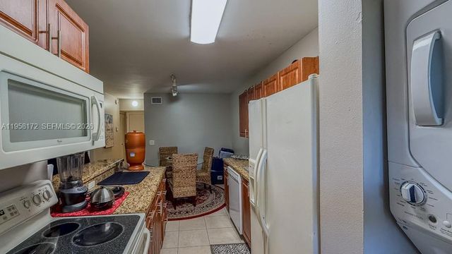 632 Trace Cir 202, Deerfield Beach, FL 33441