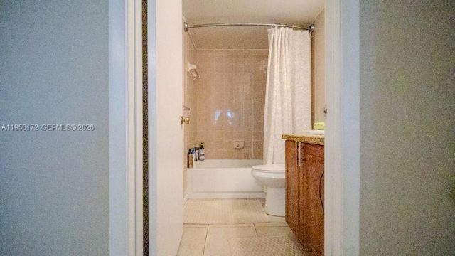 632 Trace Cir 202, Deerfield Beach, FL 33441