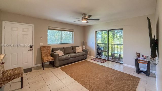 632 Trace Cir 202, Deerfield Beach, FL 33441