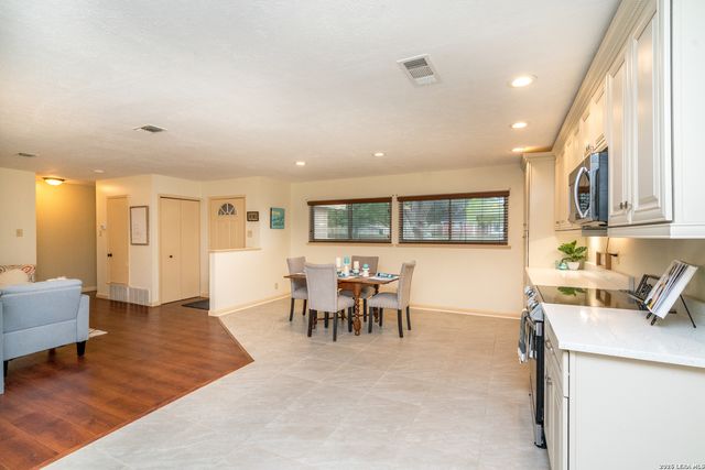 838 Boulder Drive, Universal City, TX 78148