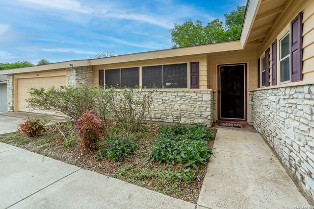 838 Boulder Drive, Universal City, TX 78148