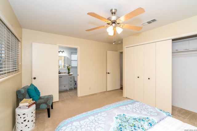 838 Boulder Drive, Universal City, TX 78148