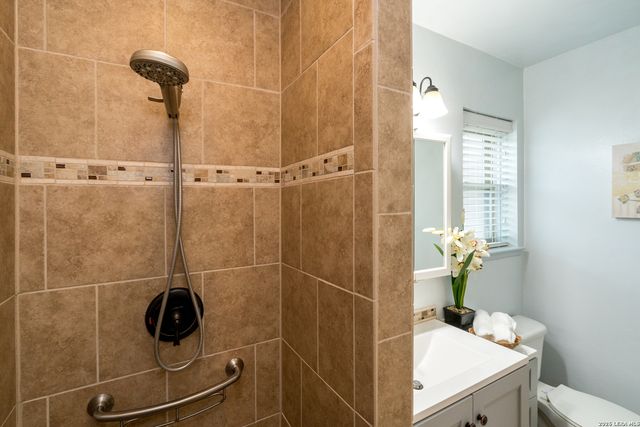 838 Boulder Drive, Universal City, TX 78148