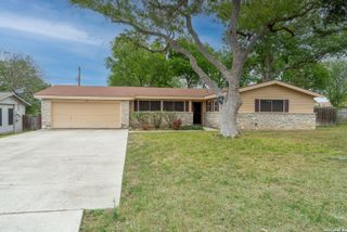 838 Boulder Drive, Universal City, TX 78148
