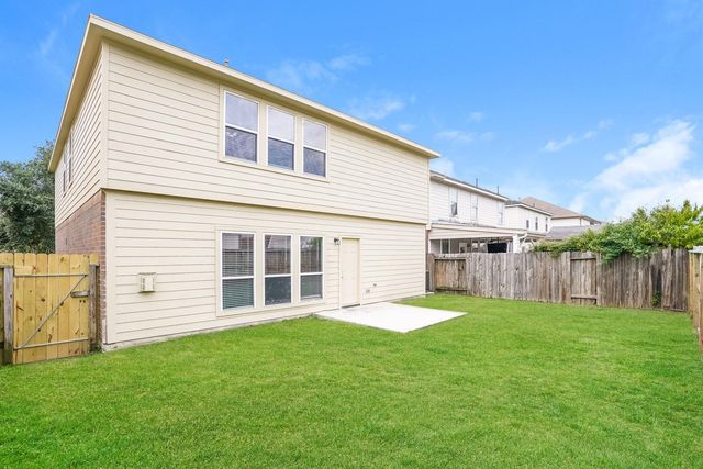 14815 Hillside Woods Court, Houston, TX 77049