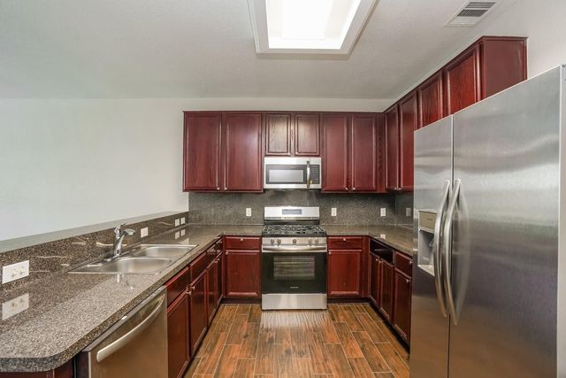 14815 Hillside Woods Court, Houston, TX 77049