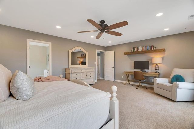 1141 Gulfstream Way, Mascoutah, IL 62258