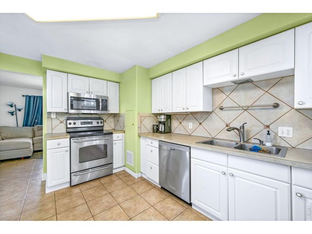 132 E 22nd St, Loveland, CO 80538