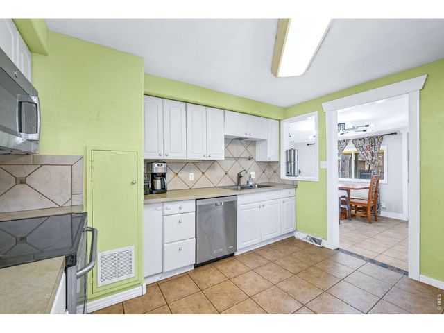 132 E 22nd St, Loveland, CO 80538