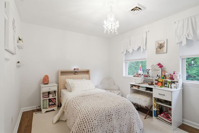 382 Knapps Highway 382, Fairfield, CT 06825