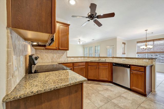 1619 Berlino Drive, Pearland, TX 77581