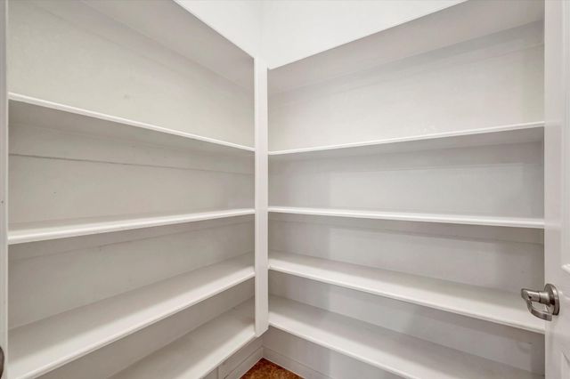 1619 Berlino Drive, Pearland, TX 77581