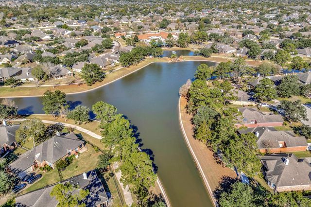 1619 Berlino Drive, Pearland, TX 77581