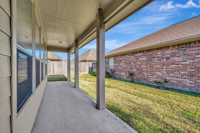 1619 Berlino Drive, Pearland, TX 77581