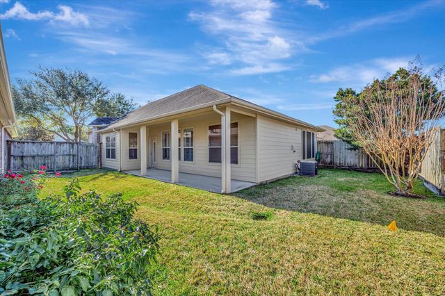 1619 Berlino Drive, Pearland, TX 77581