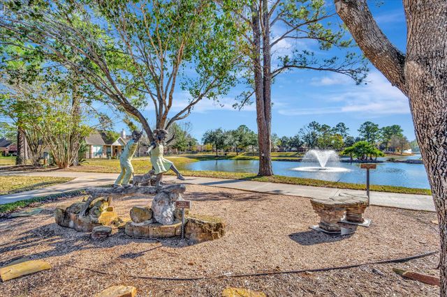 1619 Berlino Drive, Pearland, TX 77581