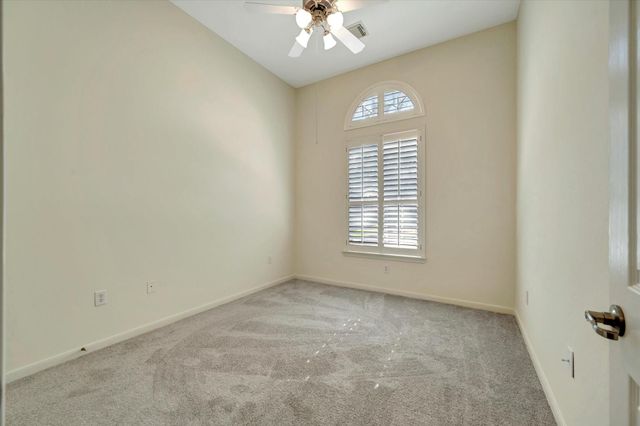 1619 Berlino Drive, Pearland, TX 77581