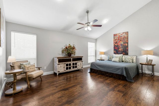 2119 Woodstream Drive, Kingwood, TX 77339