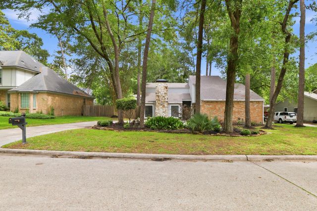 2119 Woodstream Drive, Kingwood, TX 77339