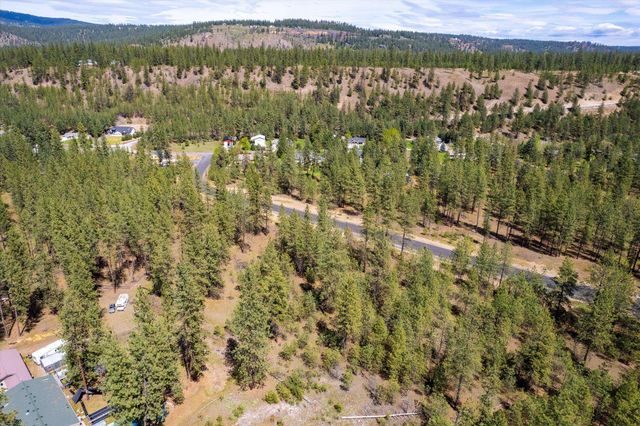 6550 Kate Dr, Nine Mile Falls, WA 99026