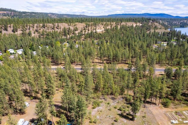 6550 Kate Dr, Nine Mile Falls, WA 99026