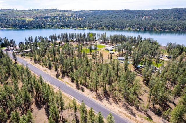 6550 Kate Dr, Nine Mile Falls, WA 99026