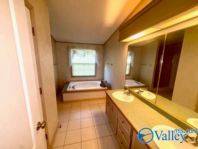 1726 County Road 585, Town Creek, AL 35672