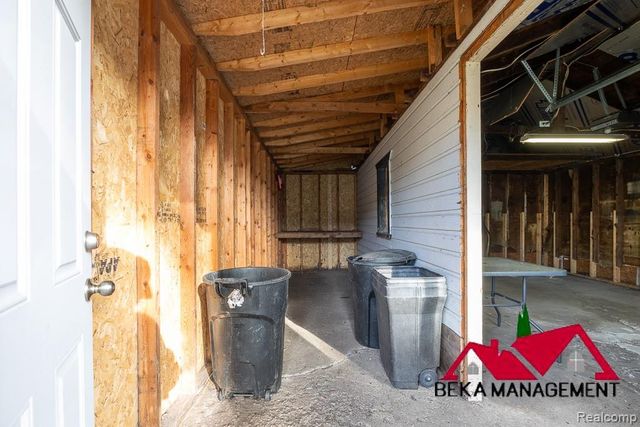 26114 Palmer Boulevard, Madison Heights, MI 48071