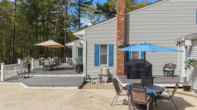 61 Montgomery, Lakeville, MA 02347