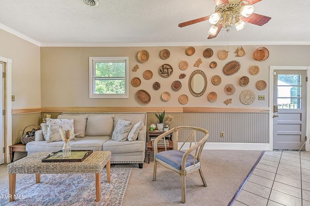 421 Hill Park Drive, Bristol, VA 24201