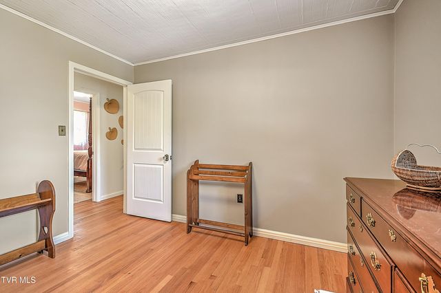 421 Hill Park Drive, Bristol, VA 24201