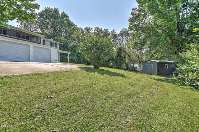 421 Hill Park Drive, Bristol, VA 24201