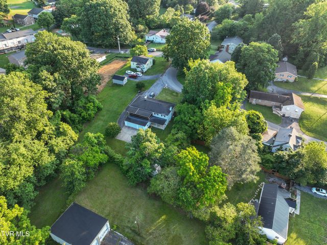 421 Hill Park Drive, Bristol, VA 24201