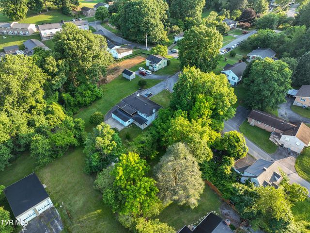 421 Hill Park Drive, Bristol, VA 24201