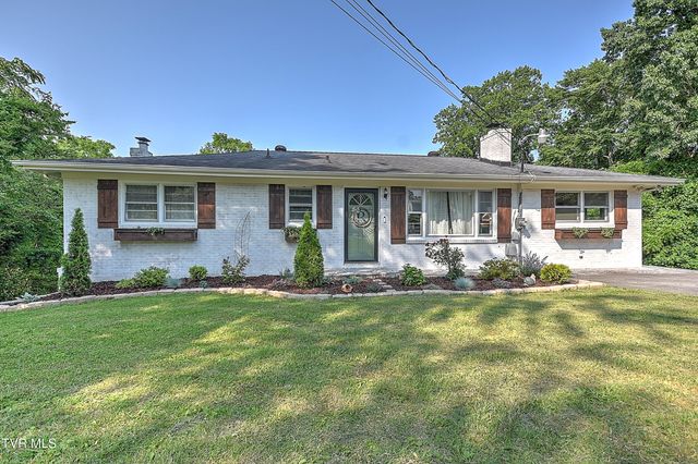 421 Hill Park Drive, Bristol, VA 24201