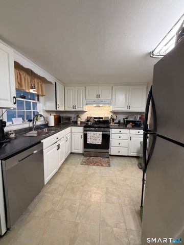 360 Griswold Street, Glastonbury, CT 06033