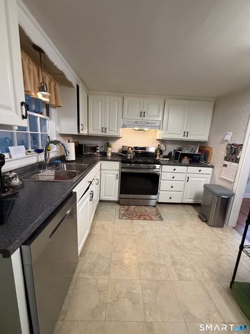 360 Griswold Street, Glastonbury, CT 06033