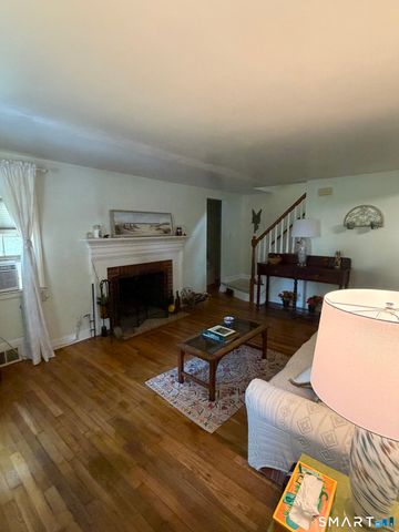 360 Griswold Street, Glastonbury, CT 06033