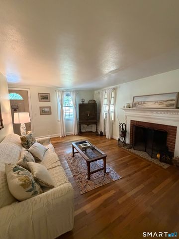 360 Griswold Street, Glastonbury, CT 06033