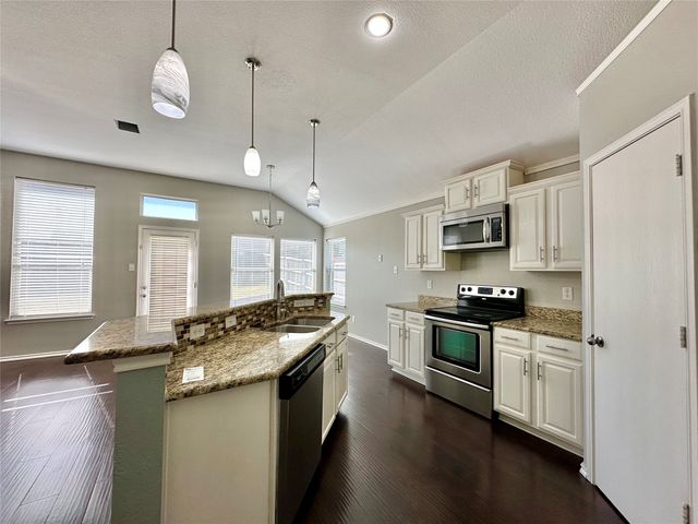 6920 Misty Meadow Lane, Arlington, TX 76002