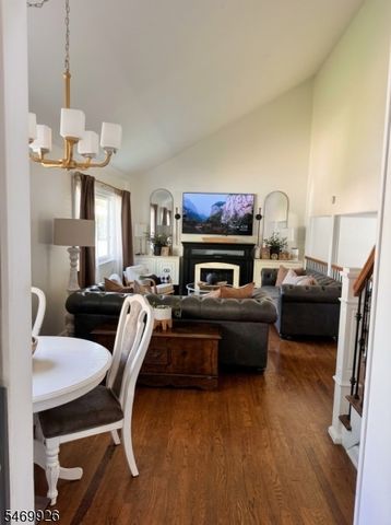 822 Barry Ave, Perth Amboy City, NJ 08861