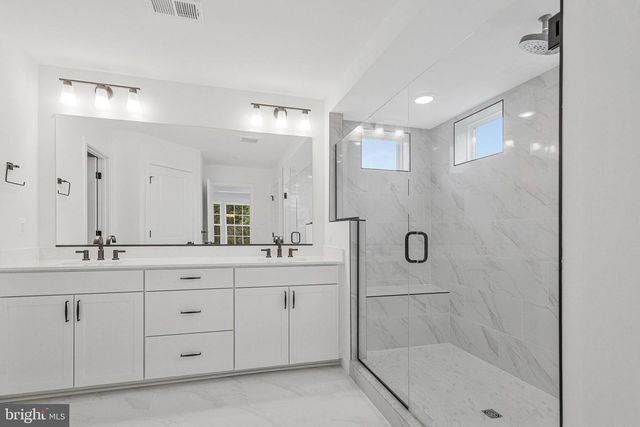 2024 ST. JAMES RD, Accokeek, MD 20607