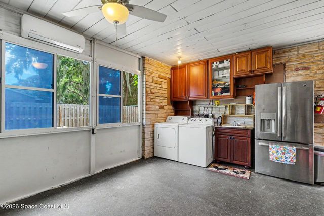 122 East Court, Melbourne, FL 32904