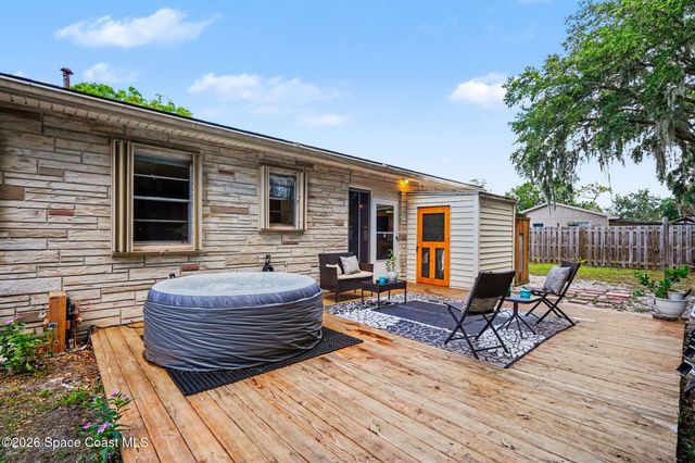 122 East Court, Melbourne, FL 32904