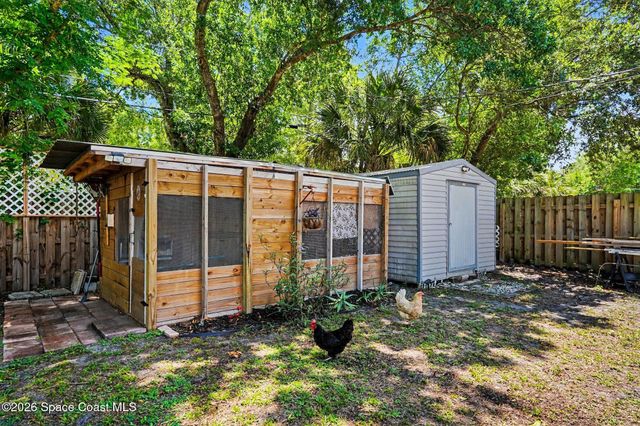 122 East Court, Melbourne, FL 32904