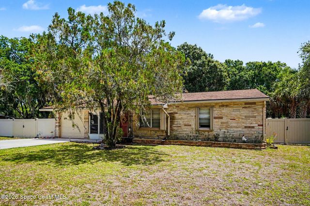 122 East Court, Melbourne, FL 32904