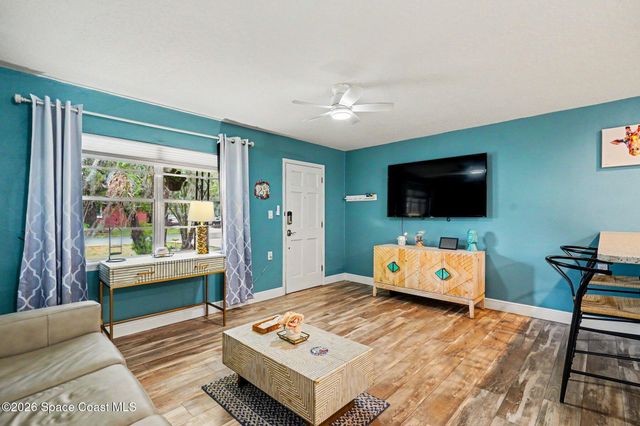 122 East Court, Melbourne, FL 32904