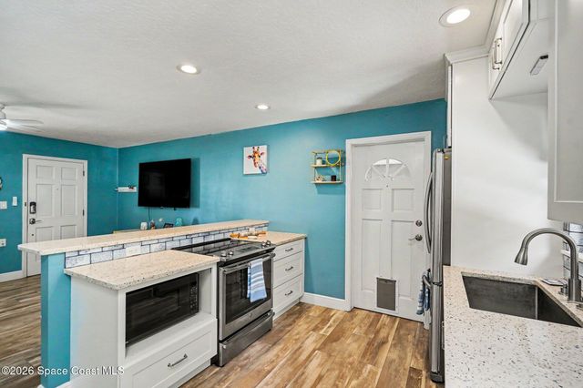 122 East Court, Melbourne, FL 32904