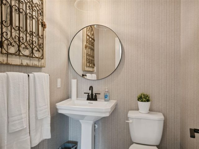 3321 Wickfield Pass Lane, League City, TX 77573