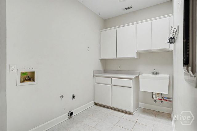 5 Willow Oak Circle, Savannah, GA 31411